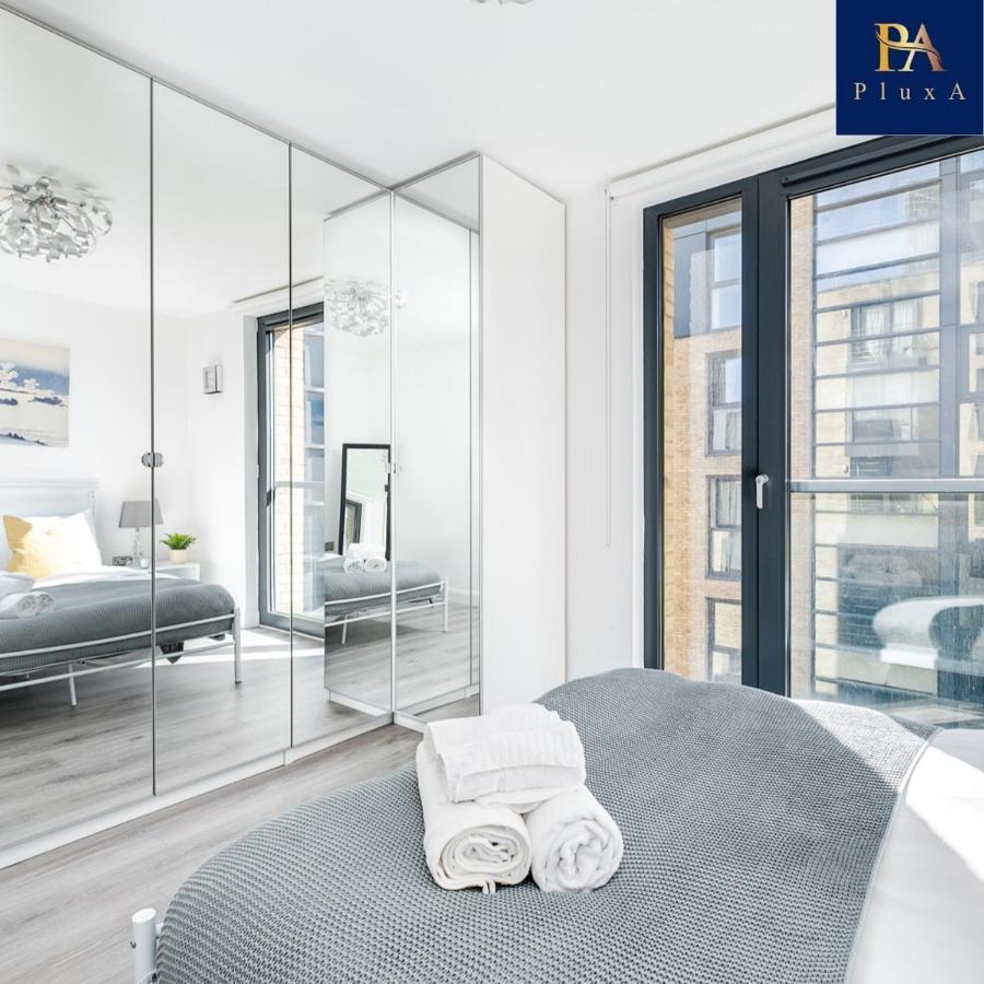 Pluxa Vivid Veranda Beautiful City Centre Apartment With Free Parking Birmingam Exterior foto